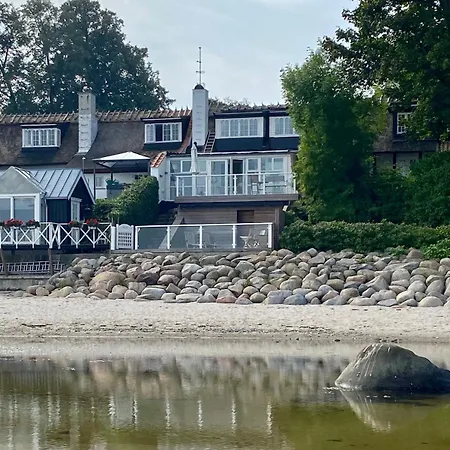 Strandhytten Ålsgårde