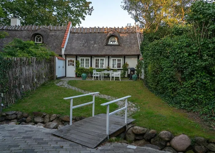 Strandhytten Сasa de vacaciones Ålsgårde